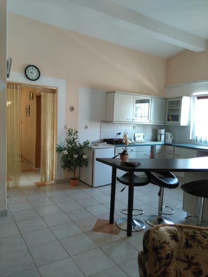 Apartmani Korade Вир Екстер'єр фото
